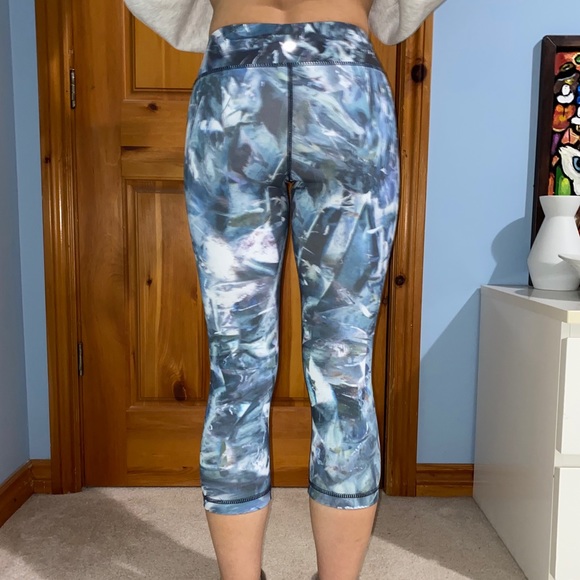 VIMMIA Mid-calf Leggings size XS - Picture 3 of 5